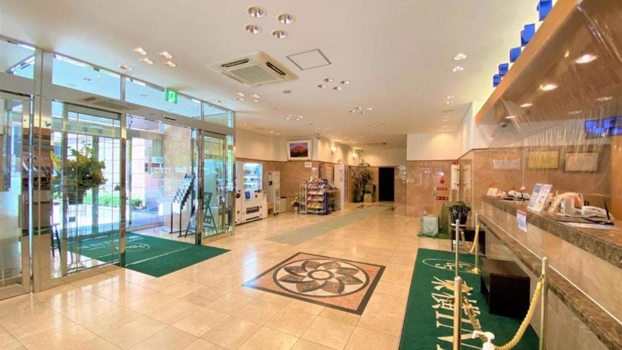 Toyoko Inn Kumamoto Shin-Shigai Exterior foto